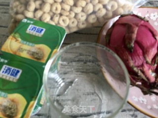 麦圈果味酸奶杯的做法步骤：1