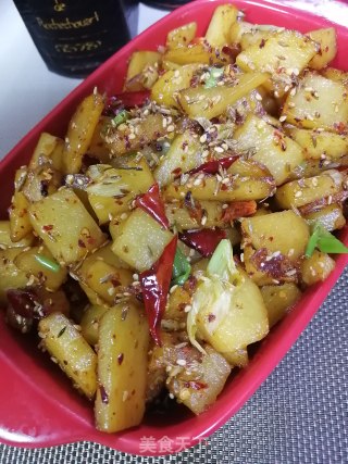 孜然土豆丁的做法步骤：12