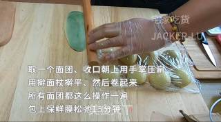 快中秋了，第二次试做千层酥，虽耗时但有趣，一丝茶香，一口麻薯，一口甜蜜，久久难忘。的做法步骤：5