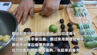 快中秋了，第二次试做千层酥，虽耗时但有趣，一丝茶香，一口麻薯，一口甜蜜，久久难忘。的做法步骤：11