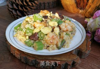 秋葵虾仁鸡蛋炒饭的做法步骤：10