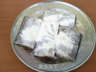 粉条烧带鱼的做法步骤：3