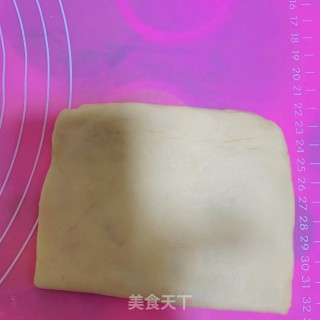 豆沙卷的做法步骤：4