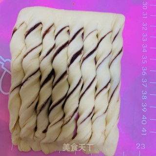 豆沙卷的做法步骤：7
