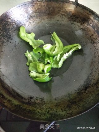 青椒炒茄子的做法步骤：3