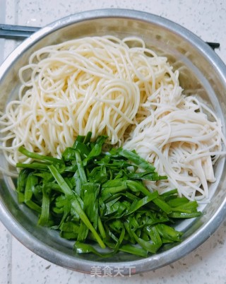 凉拌面的做法步骤：3