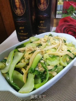 鸡蛋白玉菇炒油菜的做法步骤：6