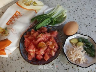 西红柿挂面汤的做法步骤：2