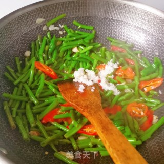 素炒空心菜梗的做法步骤：5