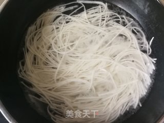 生菜松茸鸡汤面的做法步骤：5