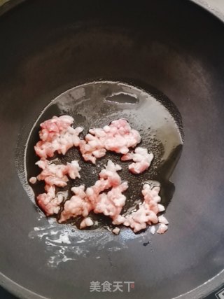 肉末虾酱炒米粉的做法步骤：5