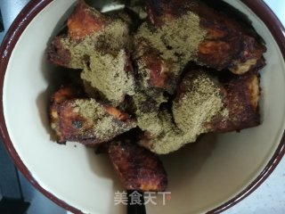 香煎孜然马哈鱼块的做法步骤：8