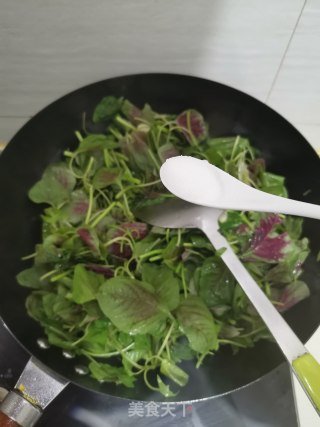蒜末清炒苋菜的做法步骤：5