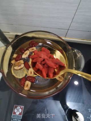 柠檬红枣汤的做法步骤：5