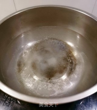 酸汤粉的做法步骤：2