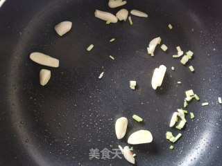 尖椒炒鸡蛋的做法步骤：5