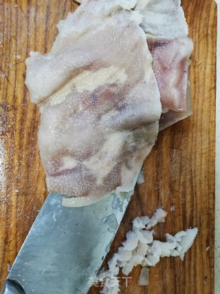 肉皮冻的做法步骤：2