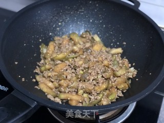 快手肉末茄子的做法步骤：7