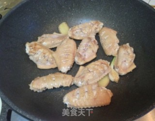可乐鸡翅的做法步骤：2