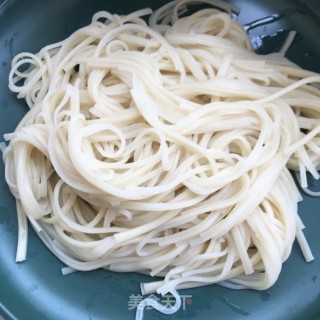 鸡丝凉面的做法步骤：24