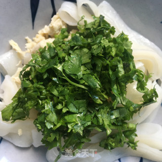 香菜拌擀面皮的做法步骤：4