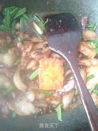 熊掌豆腐回锅肉的做法步骤：12