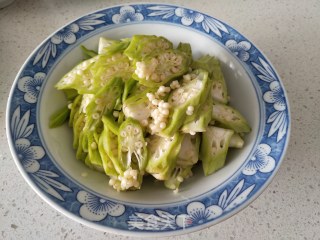 秋葵炒肉丝的做法步骤：3