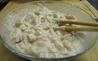 酸甜鸡丁西葫芦的做法步骤：2