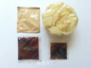 红油面皮的做法步骤：1