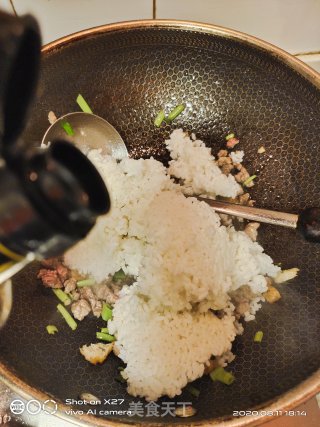 牛肉菜心炒饭的做法步骤：4