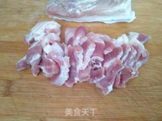 私房煎五花肉的做法步骤：1