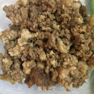 肉末鸡枞菌烧西兰花的做法步骤：2