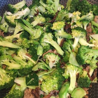 肉末鸡枞菌烧西兰花的做法步骤：5