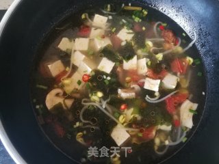 海带芽松茸豆腐清汤的做法步骤：10