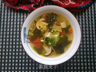 海带芽松茸豆腐清汤的做法步骤：11
