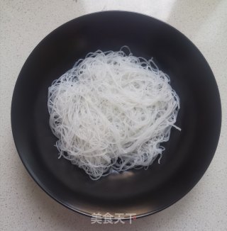 蒜蓉粉丝蒸金针菇的做法步骤：6