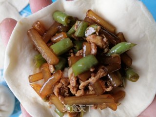 豇豆鸡蛋粉条素馅包子的做法步骤：8