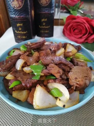 圆葱炒牛肉的做法步骤：10