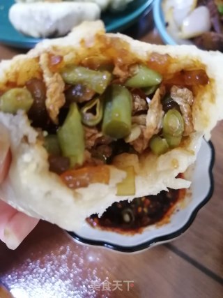 豇豆粉条鸡蛋素煎包的做法步骤：13