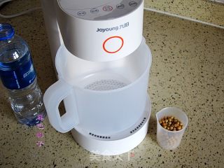 大米糯米豆浆的做法步骤：1