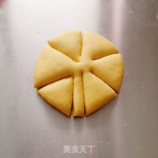 南瓜蝴蝶结馒头的做法步骤：8