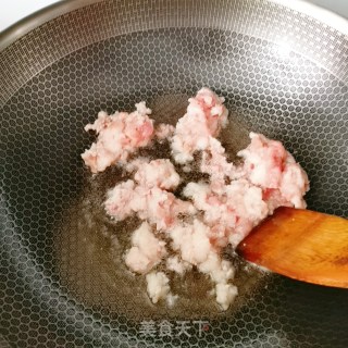 辣菜梗炒萝卜干的做法步骤：5