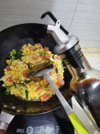 热狗玉米炒饭的做法步骤：8