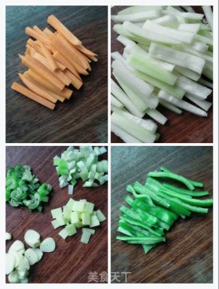 青椒胡萝卜炒冬瓜的做法步骤：4