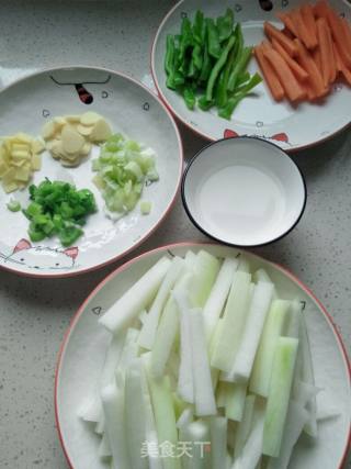 青椒胡萝卜炒冬瓜的做法步骤：6