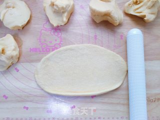 日式维也纳豆沙面包的做法步骤：12