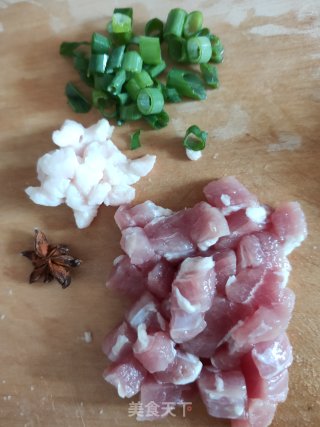 香菇肉丁时蔬卤的做法步骤：5