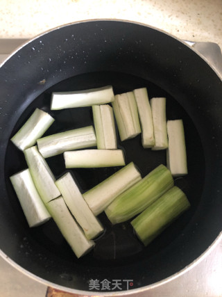 丝瓜汤饭的做法步骤：2