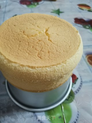 蓝莓慕斯的做法步骤：1