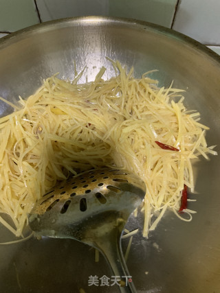 酸辣土豆丝的做法步骤：6